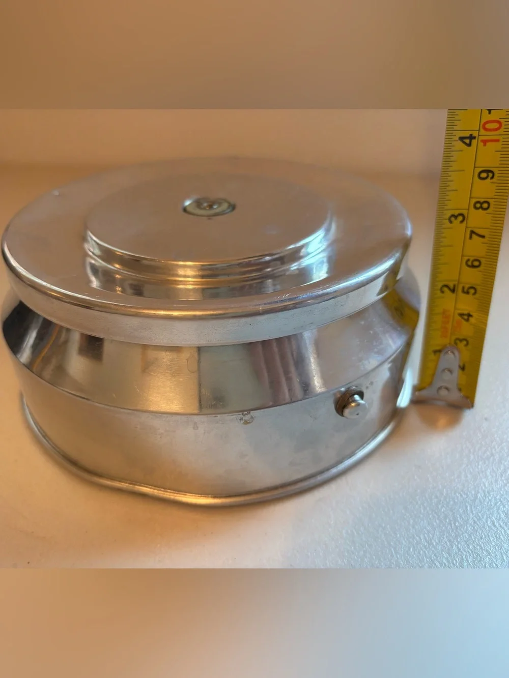 Vintage Hostess Ware rotating musical Happy Birthday plate holder